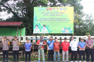 Wujudkan Kota Juang yang Asri, Pemkab Melawi Gelar Gerakan Gotong Royong Massal Bersama Forkopimda