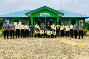 Perkuat Keterampilan Pengamanan, Anggota Satpam PT BPK Menukung Latihan Bela Diri ala Polisi